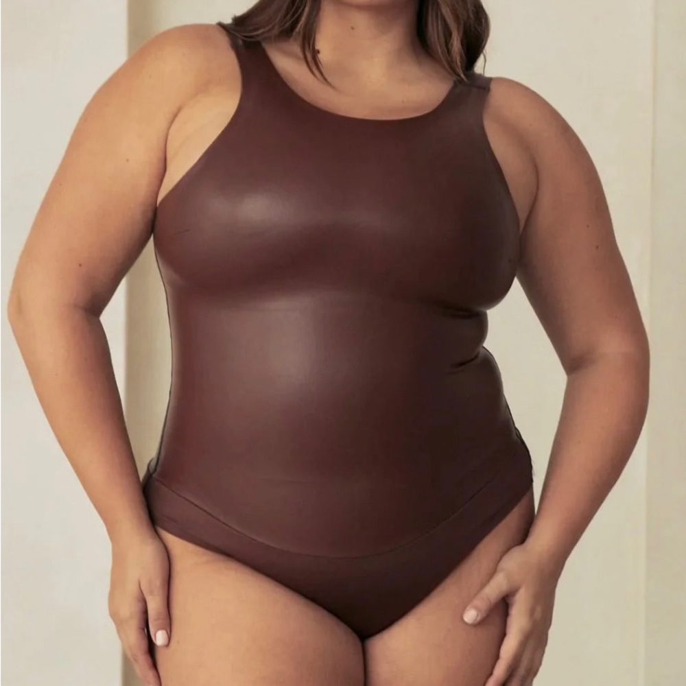 Pinsy Shapesuit